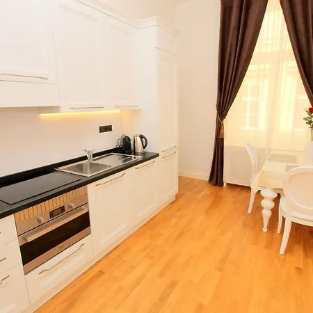 Luxury Apartments Krocinova Prague Exterior photo
